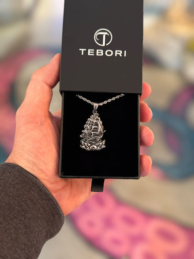 Seven Seas Pendant Necklace